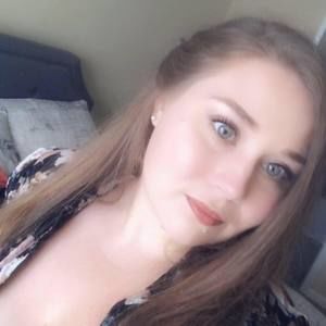 Meet your Posher, Chloe